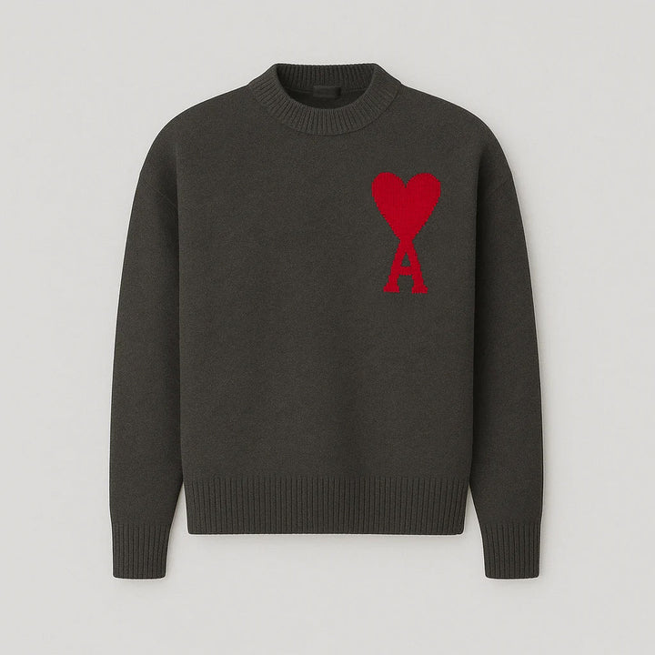 Stylish men's oversized crew neck jumper, featuring a chic heart motif, ideal for a casual and fashionable appearance.