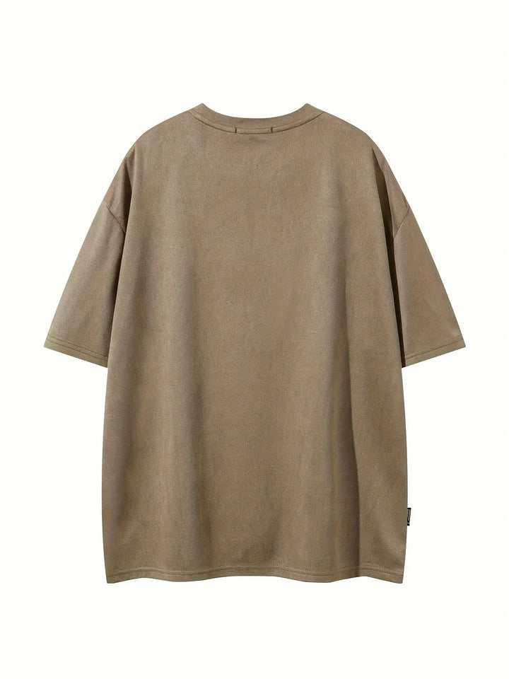 Men's oversized solid color t-shirt for everyday casual wear. Relaxed fit, short sleeve, comfortable crew neck.
