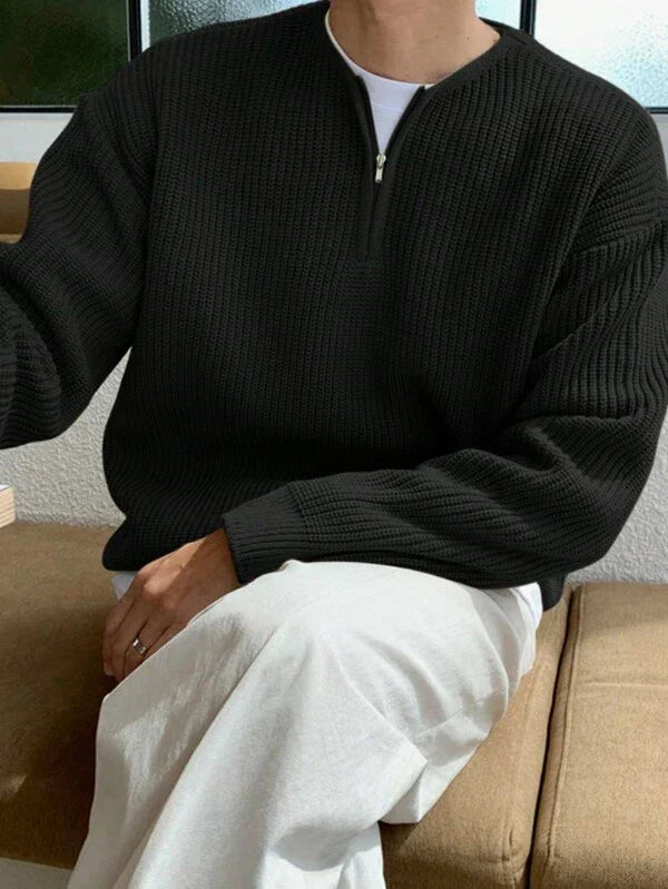 Men's oversized zip-up jumper sweater in a relaxed fit, perfect for comfortable casual wear and fall fashion.