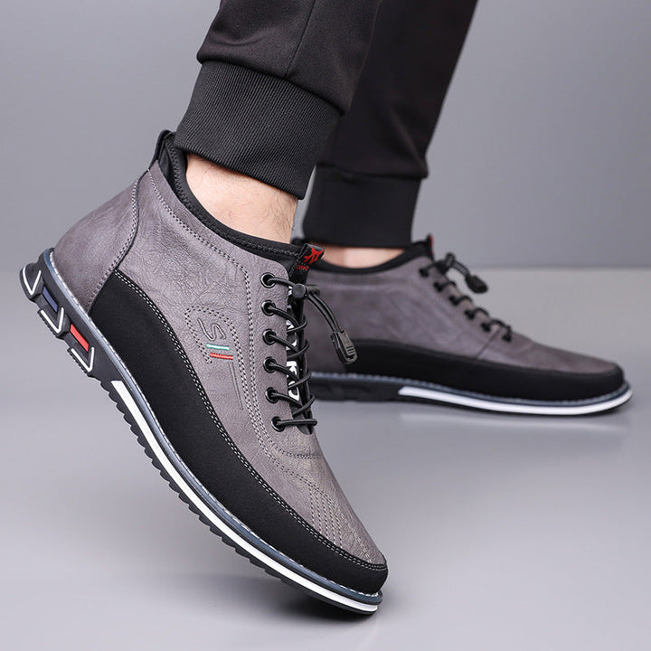 Oxford hi-top barefoot sneakers for men, ideal for natural movement, comfort & an active lifestyle.