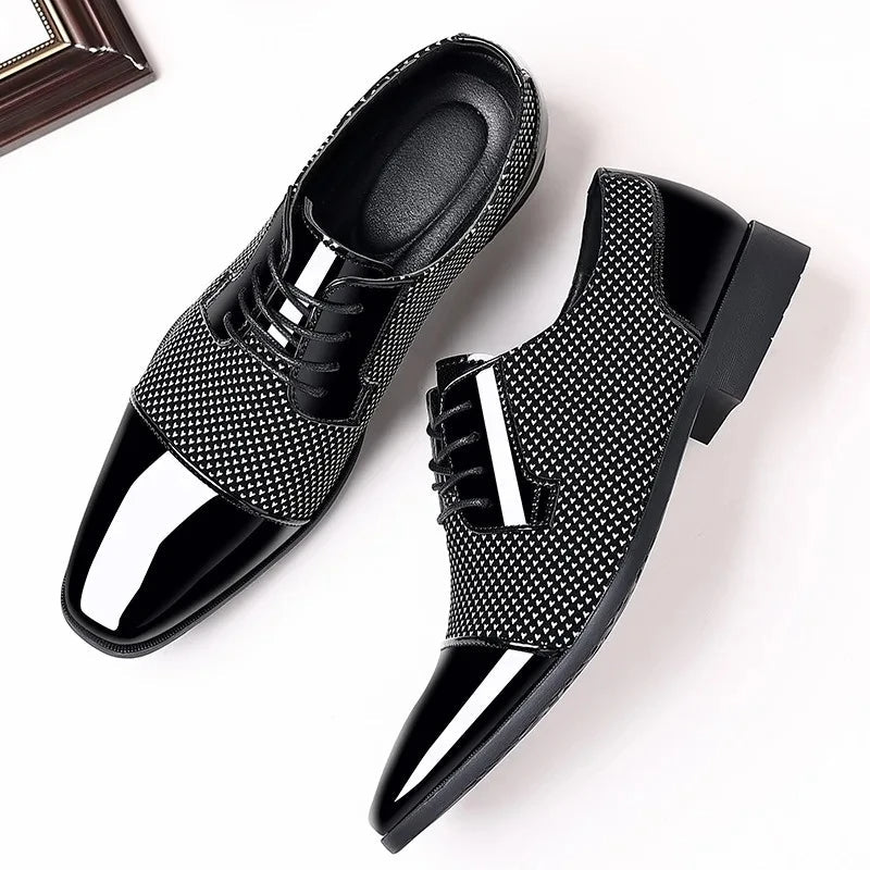 Formal men's patterned knit dress shoes, perfect for business or special occasions.
