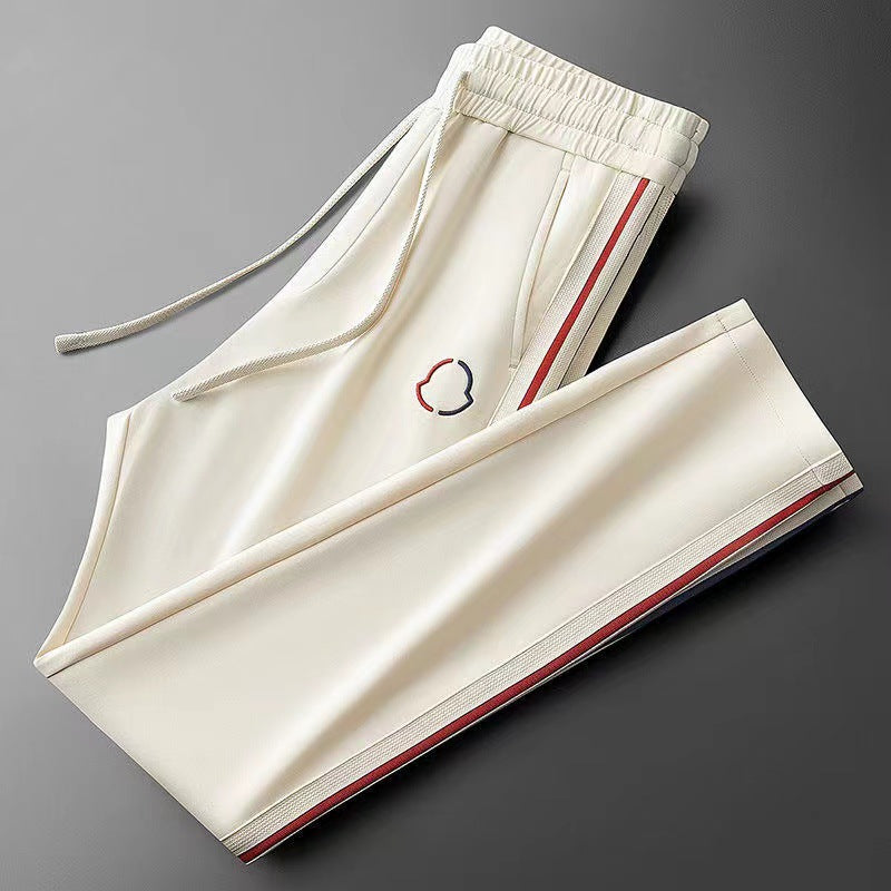 Comfortable men's quarter-zip set. Sporty style for lounge or everyday casual wear.