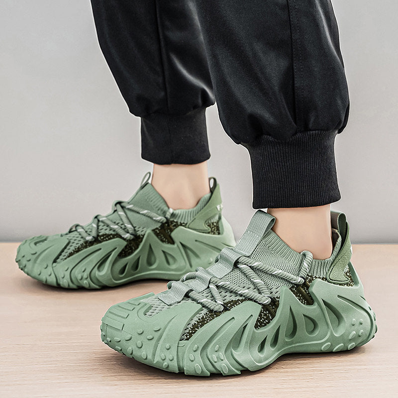 Men's street style sneakers with ultimate comfort tech, perfect for active everyday use.