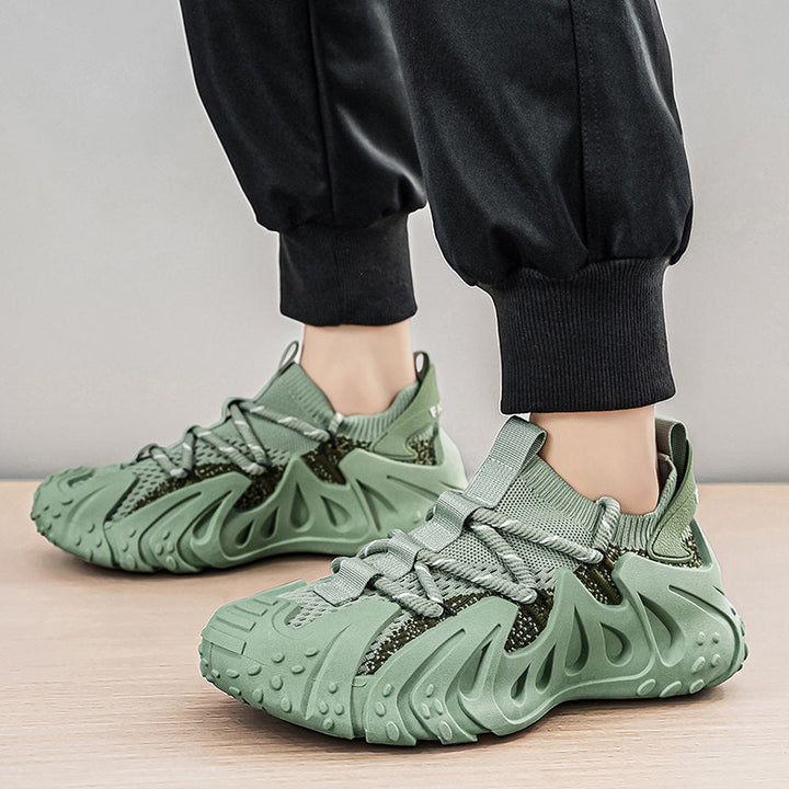 Men's street style sneakers with ultimate comfort tech, perfect for active everyday use.