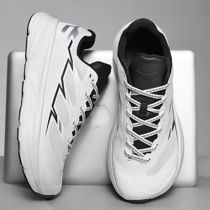 Flexible men's trail sneakers with durable construction, perfect for an active outdoor lifestyle.