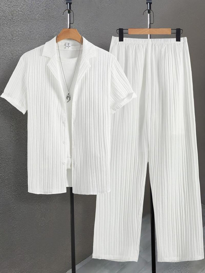 Men's pleated knit lounge set, a comfortable two-piece outfit in a soft, breathable fabric for relaxed casual wear.