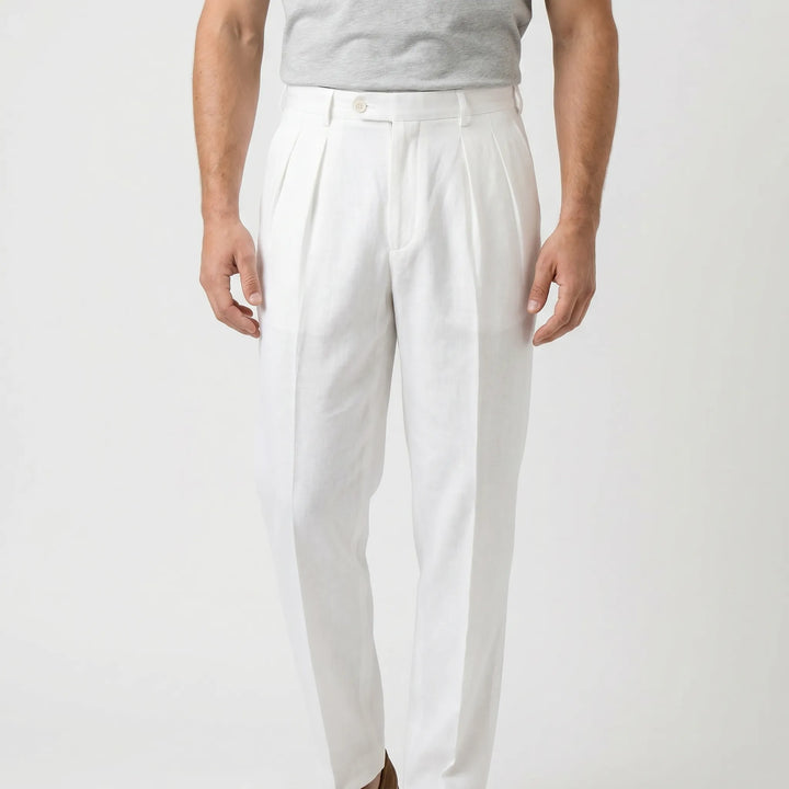Comfortable men's pleated trousers, perfect for a relaxed smart casual look or everyday wear.
