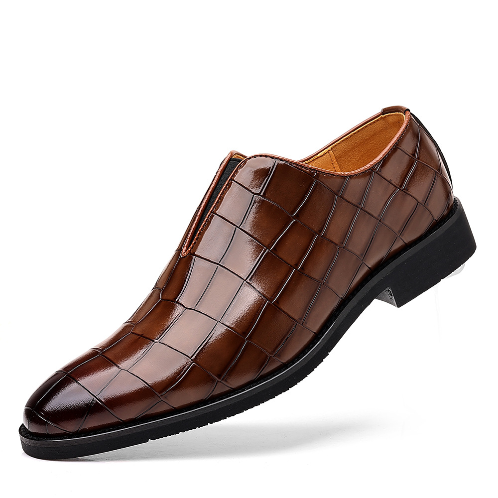 Luxurious men's polished formal shoes, adding sophistication to business outfits & elegant events.
