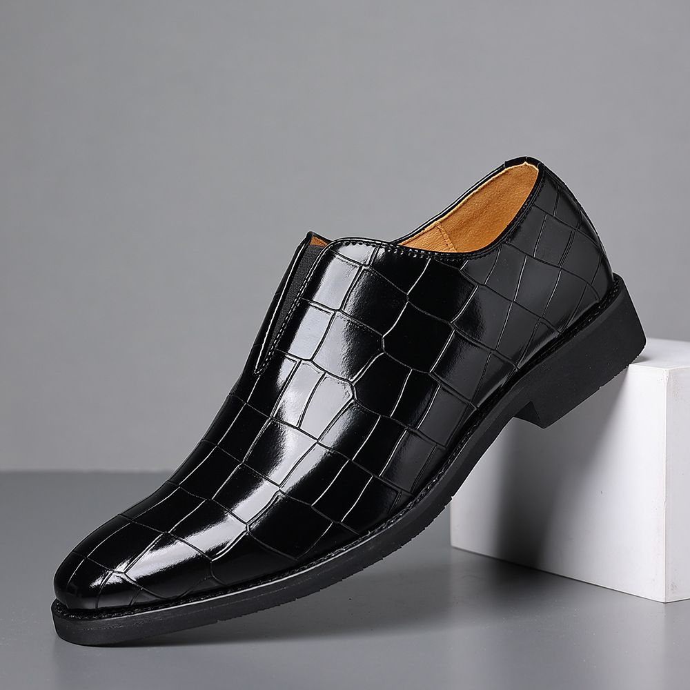 Premium leather men's dress shoes, polished for a sharp business look and formal event style.