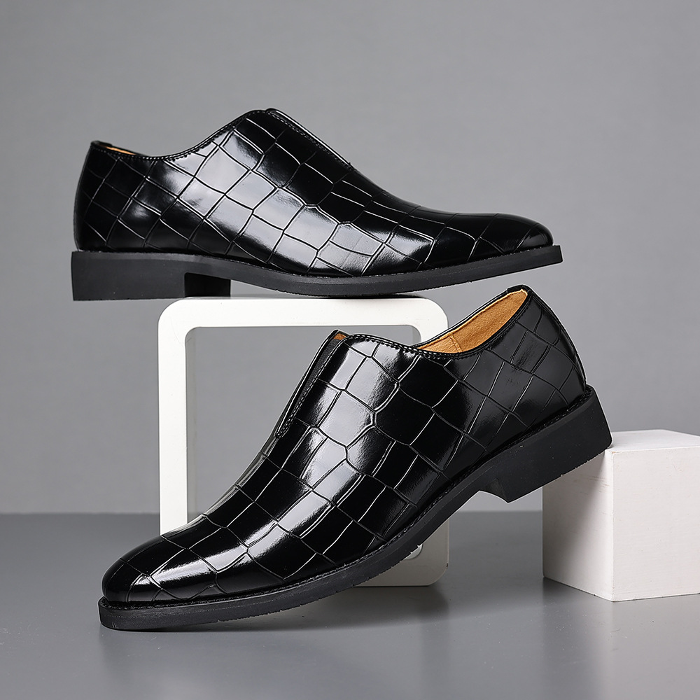 Versatile men's formal footwear, suitable for professional settings, office, and evening events.