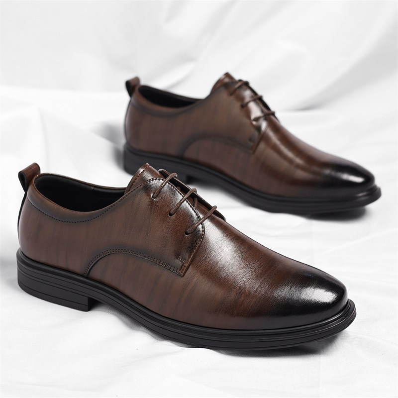 Versatile men's polished brown dress shoes, perfect for business meetings, office, or formal events.