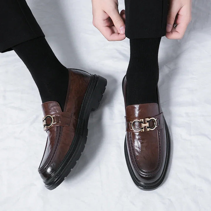 Everyday men's polished loafers, comfortable slip-on design for versatile style.