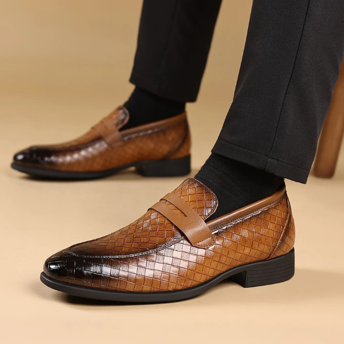Polished woven texture men's loafers, stylish slip-on shoes for smart casual occasions.