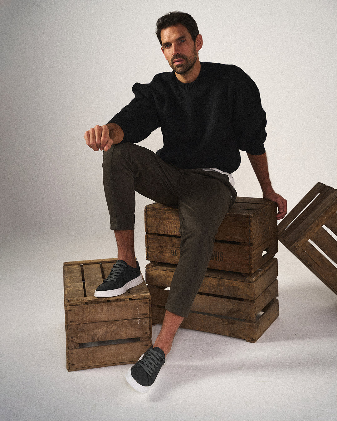Versatile Porto men's walking shoes. Everyday comfort sneakers designed for active & casual lifestyles.