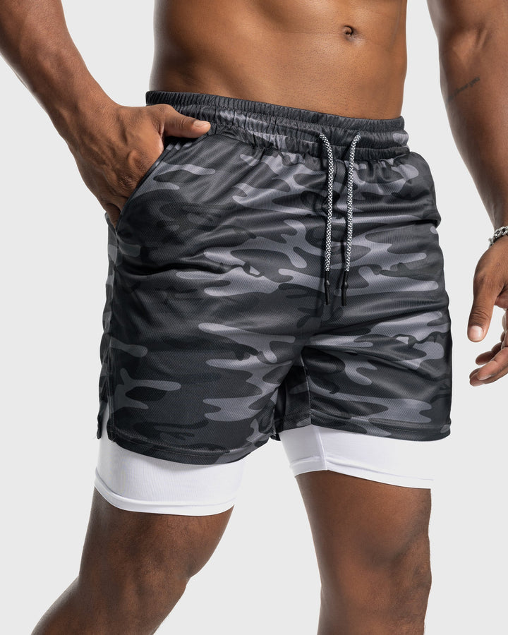 Men's Porto Kinetic workout shorts in navy, breathable mesh for effective cooling.