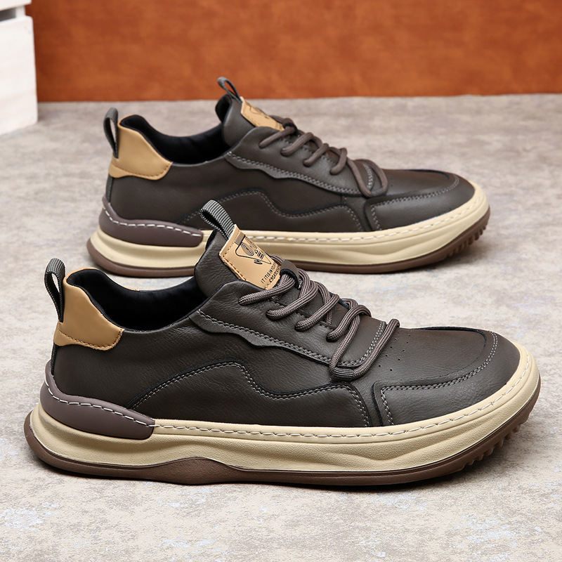 Supportive men's walking shoes, premium comfort casual footwear for active men's fashion.