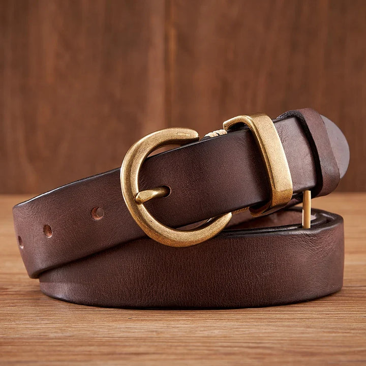 Durable men's full-grain cowhide leather belt, featuring a sturdy brass buckle.