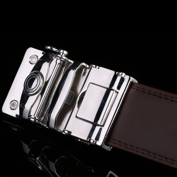 Durable men's genuine leather belt. Easy-to-use automatic ratchet buckle ensures a comfortable, secure fit.