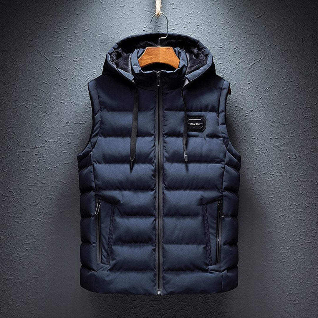 Versatile men's puffer vest, a lightweight bodywarmer perfect for layered fall fashion & everyday outerwear.