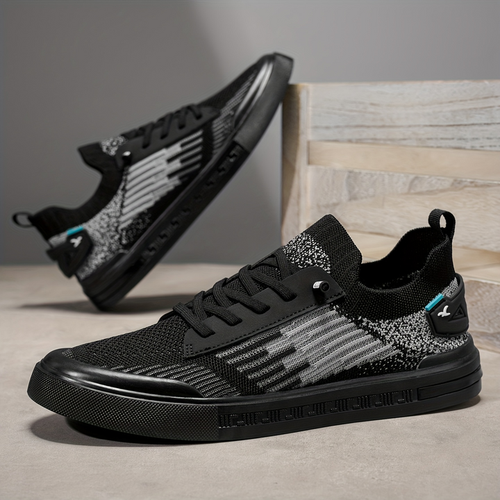 Black premium lightweight men's sneakers, combining modern style with ultimate comfort.