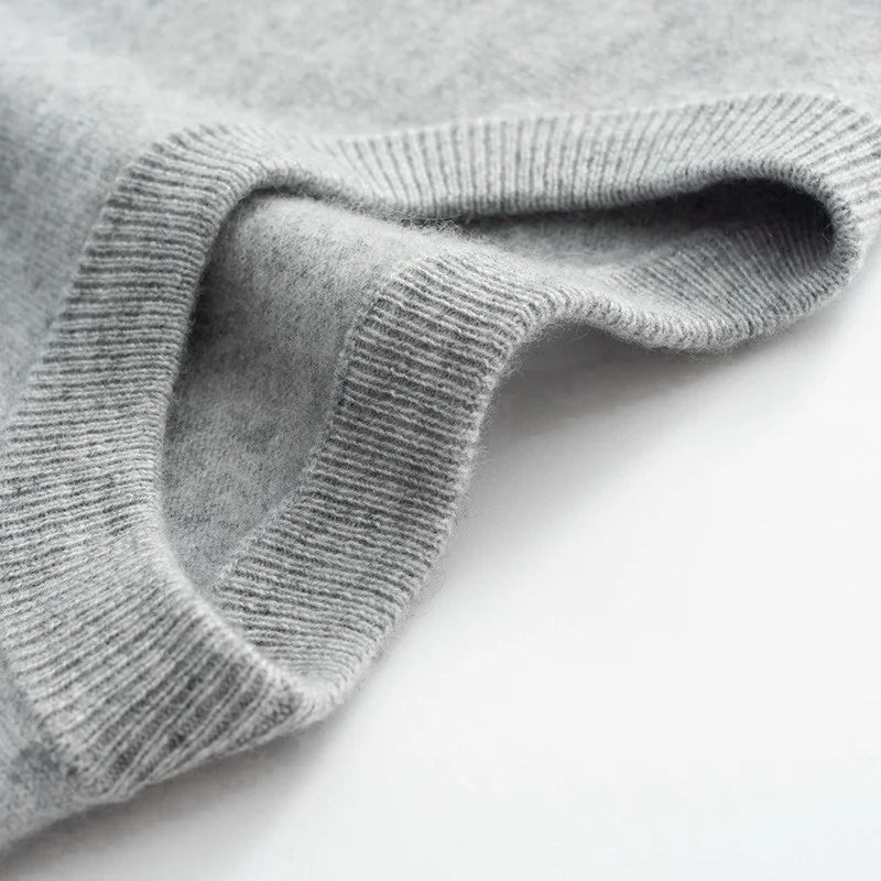 Comfortable men's premium soft t-shirt, an ideal short sleeve for everyday casual wear.