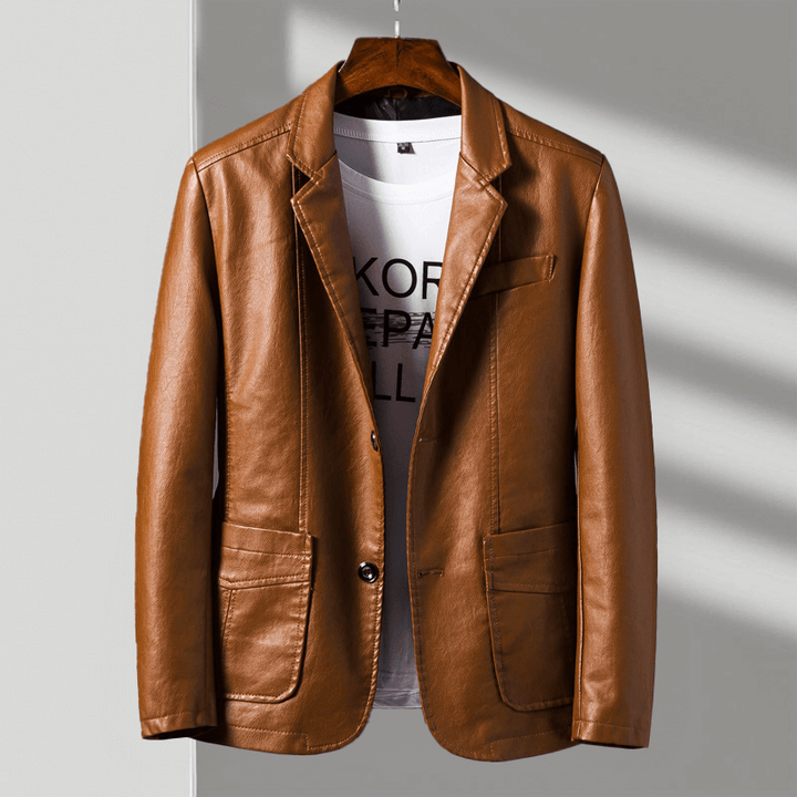 Men's premium tailored jacket for timeless style. Elegant and versatile outerwear, perfect for formal or smart-casual fashion.
