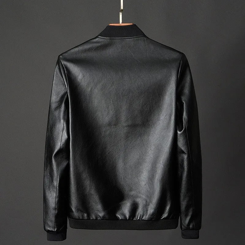 Versatile Men's Preston jacket, a classic style zipper jacket for men. Durable, water-resistant, great for casual.