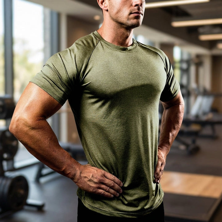 Men's quick-dry athletic performance T-shirt for breathable training in polyester fabric, Zachary