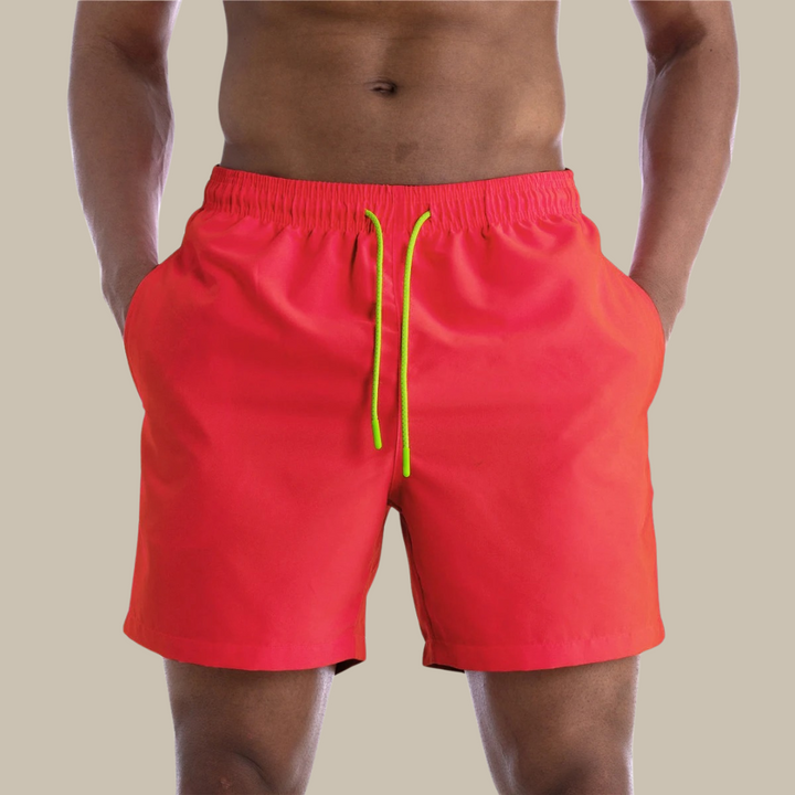 Comfortable men's quick-dry swim shorts with stretch fabric, excellent activewear for pool & beach.