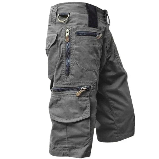 Men's Quick-Dry TrailFlex cargo shorts, side pocket detail, ideal for outdoor adventure & hiking.