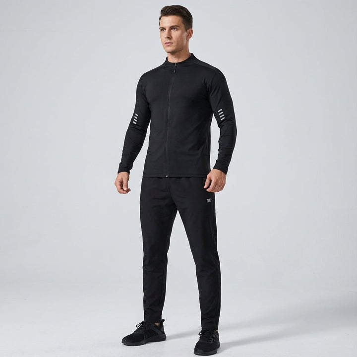 Quick-drying men's athletic training set, showcasing comfortable loungewear and tracksuit style