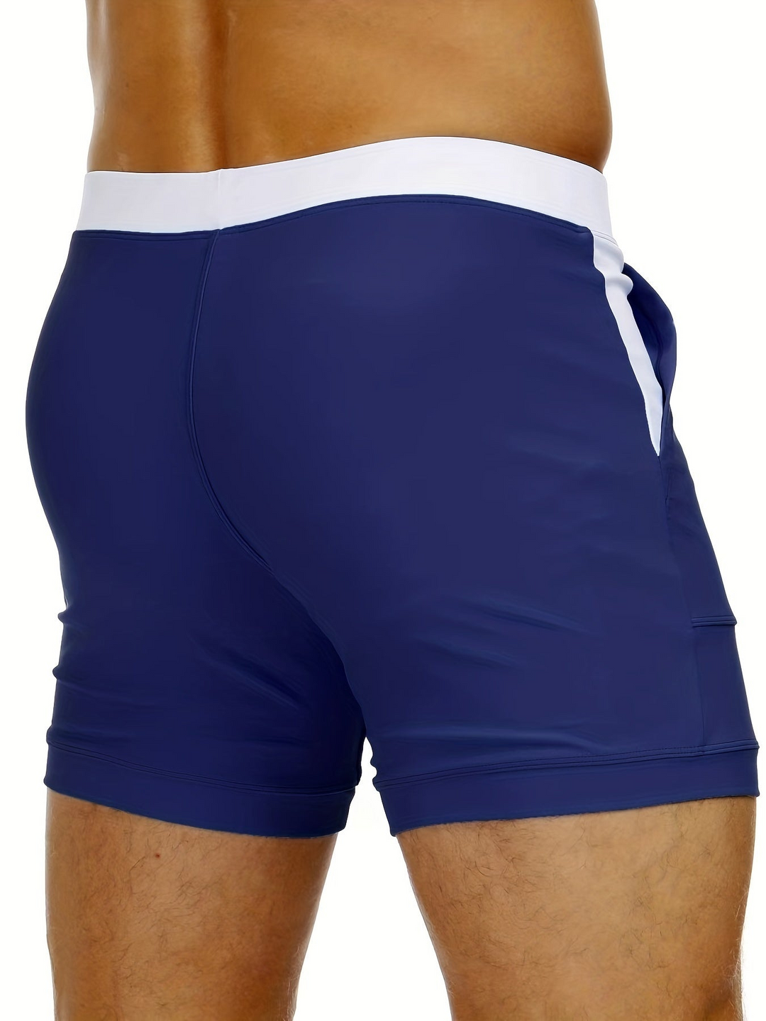 Elias men's athletic shorts, quick-drying and breathable for ultimate comfort at the beach.