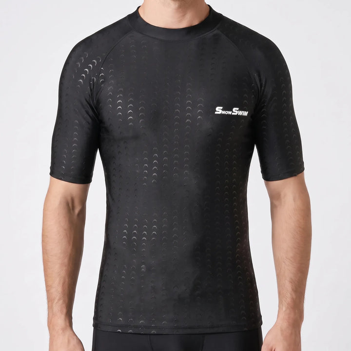 Stylish men's short-sleeve quick-dry rash guard, providing sun protection for beach & pool days.