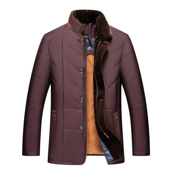 Stylish men's quilted winter coat, featuring buttoned pockets. Provides warm outerwear for versatile everyday style.