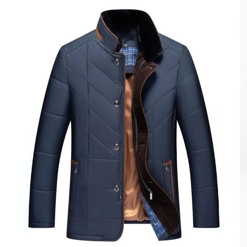 Warm men's winter jacket, a versatile quilted coat for cold weather. Combines everyday style with essential warmth.