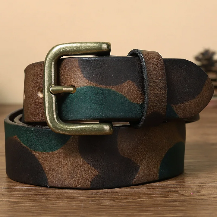 Men's Recon camo leather belt, durable & stylish military-style for everyday wear. A heavy-duty fashion accessory.