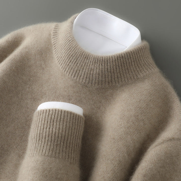 Soft, comfortable men's pullover sweater, a key piece for versatile fall and winter menswear.