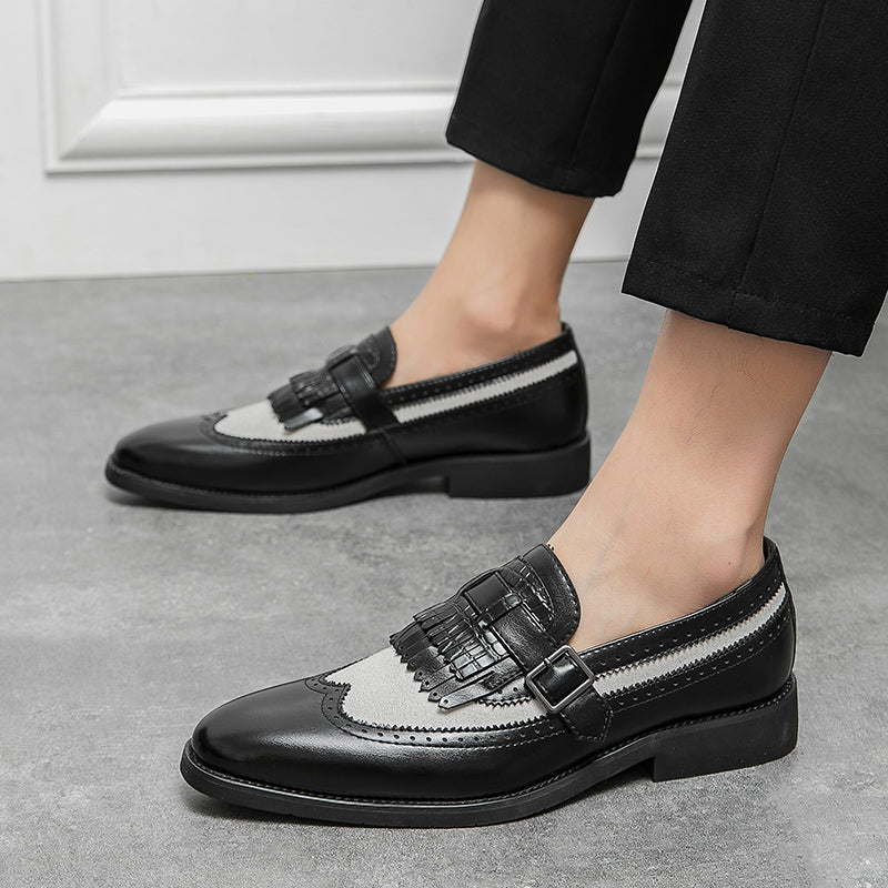 Smart casual men's Regent brogue loafers, fringed slip-on style for modern elegance.