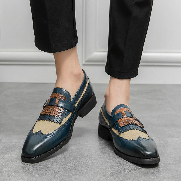 Men's formal brogue loafers, elegant slip-on dress shoes with a handcrafted finish.