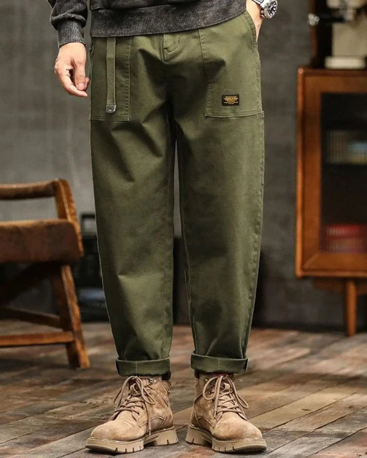 Men's relaxed fit cargo pants with multiple utility pockets, ideal for casual wear & outdoor activities.