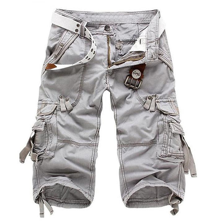 Stylish men's knee-length cargo shorts in relaxed fit, ideal for summer fashion, casual wear, and versatile spring apparel.
