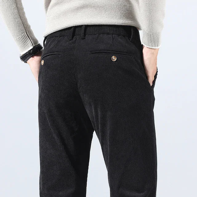 Classic men's relaxed fit corduroy pants, a versatile choice for casual everyday outfits.