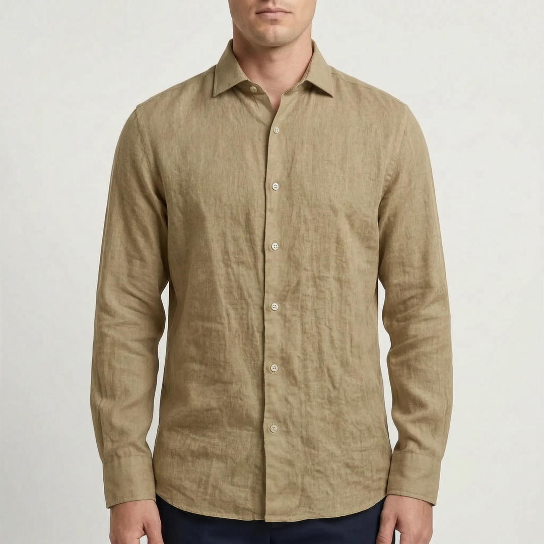 Travel-friendly men's long-sleeve casual shirt. Lightweight & relaxed for ultimate comfort.