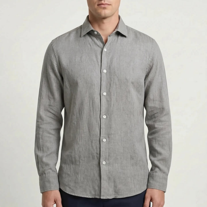 Men's relaxed long-sleeve shirt. Stylish button-up for casual comfort & versatile summer fashion.
