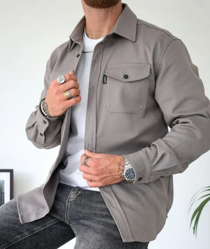 Stylish men's relaxed fit long sleeve casual shirt, essential for autumn fashion. Comfortable fall everyday wear.