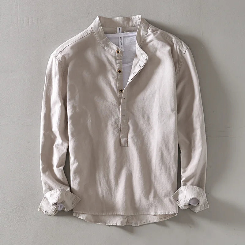 Versatile men's long sleeve button-up shirt in a relaxed fit. Perfect for casual spring & summer fashion.