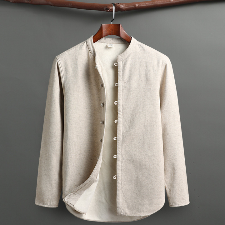 Comfortable two-piece men's casual set with a relaxed fit, ideal for spring and summer.