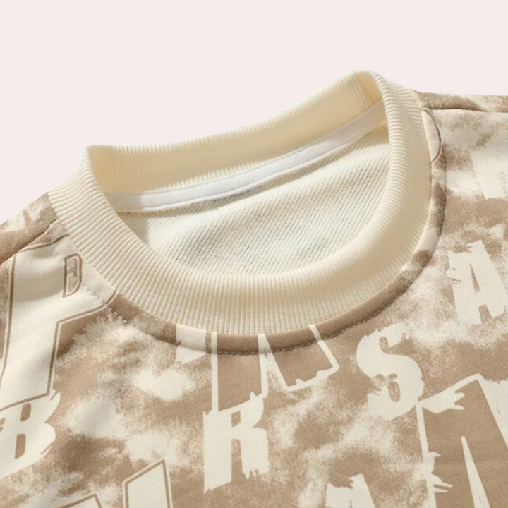 Premium men's relaxed fit sweatshirt in khaki. Enjoy luxury comfort and versatile everyday wear.