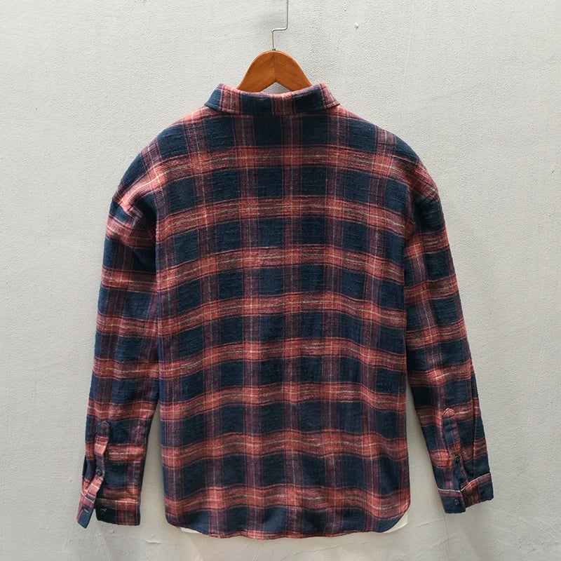 Casual men's long sleeve plaid shirt with a relaxed fit, perfect for everyday comfort and versatile styling.
