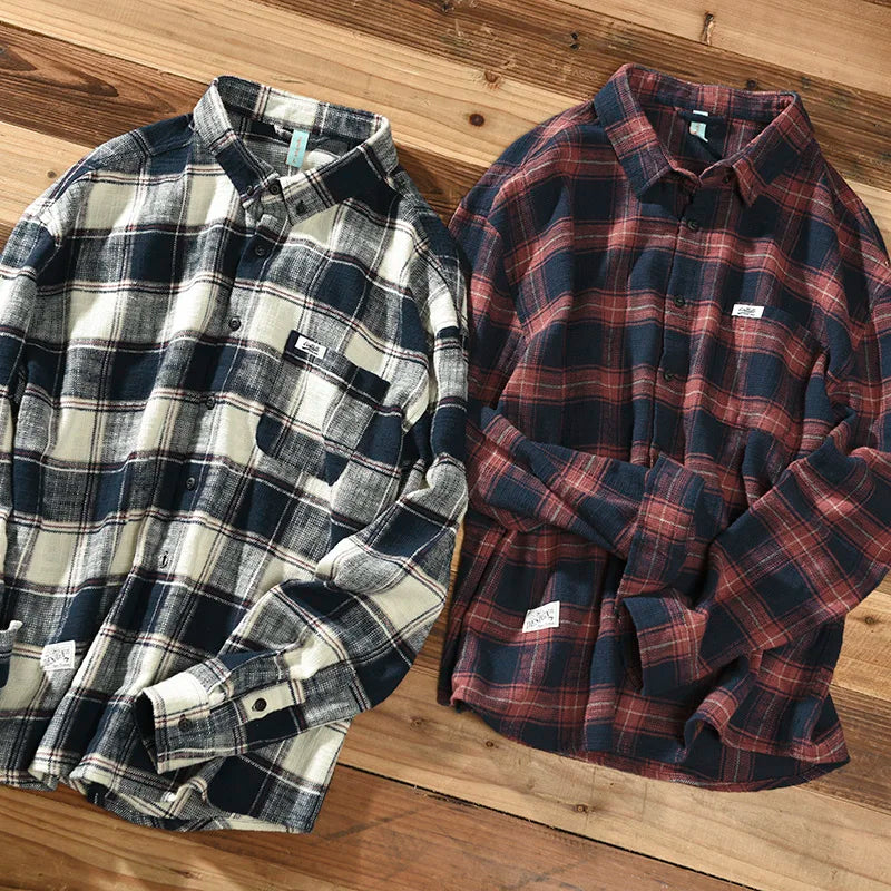 Stylish men's plaid casual shirt, a relaxed fit long sleeve button-down offering everyday comfort and versatility.